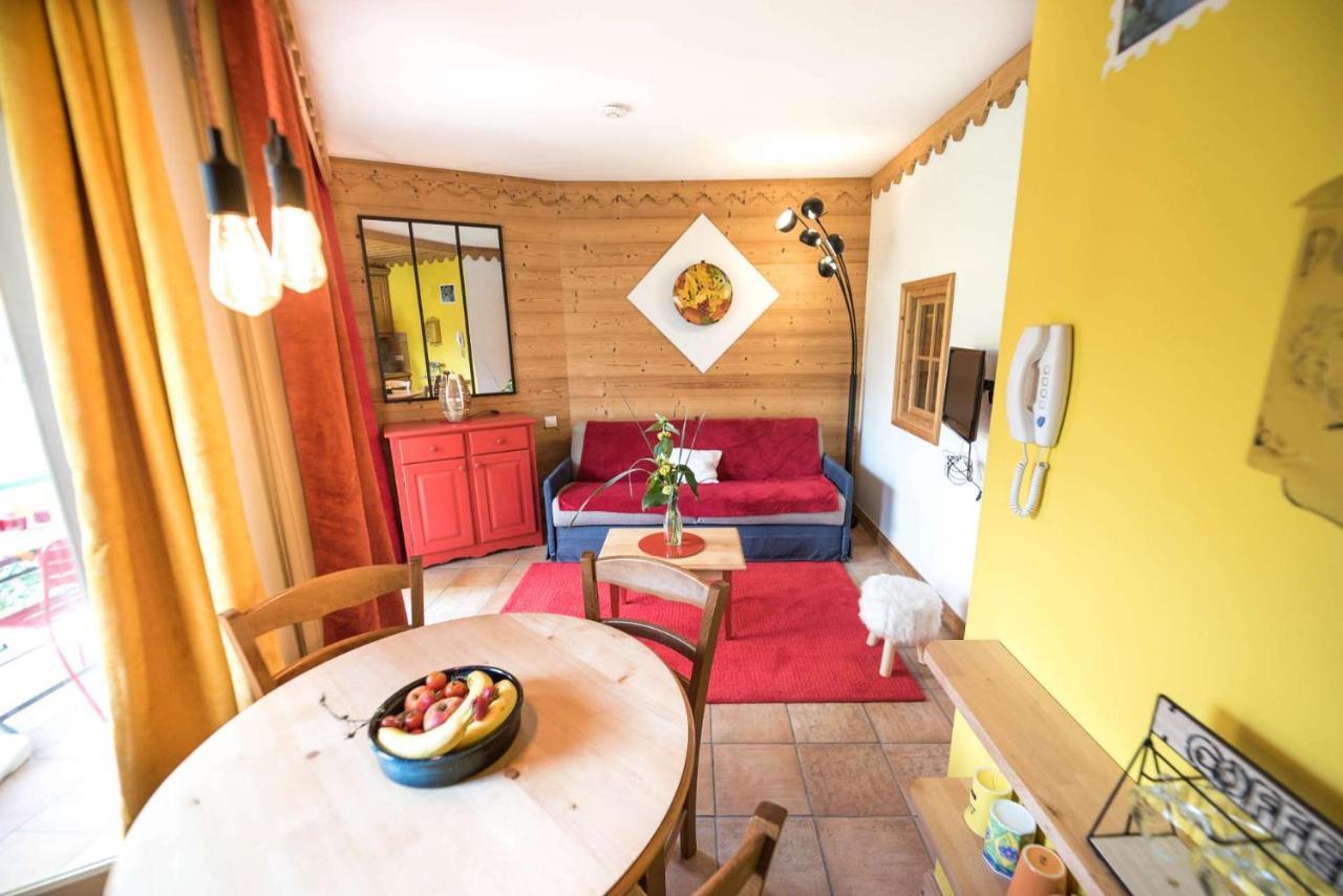 Ferienwohnung La Carte Postale Duingt Exterior foto