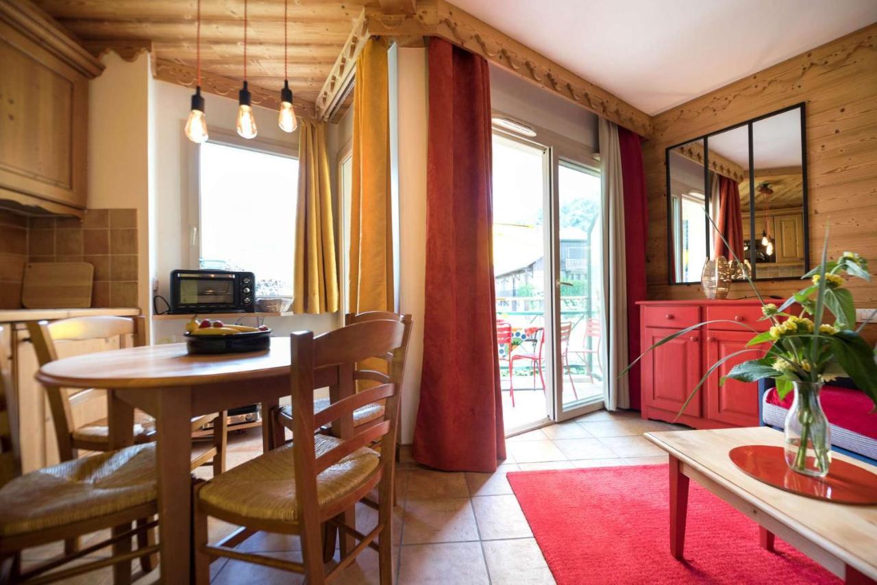 Ferienwohnung La Carte Postale Duingt Exterior foto